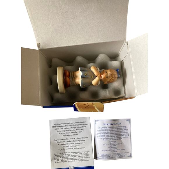 Hummel Goebel Figurine LOVE PETALS 804  TMK 8 NIB  Made in Germany   L57 LK - Picture 5 of 7